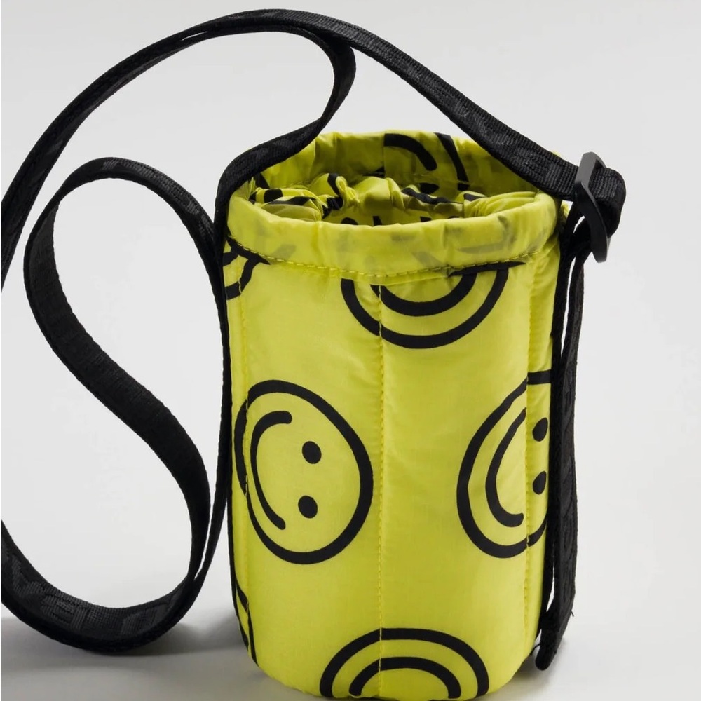 BAGGU Yellow Smiley Water Bottle Sling